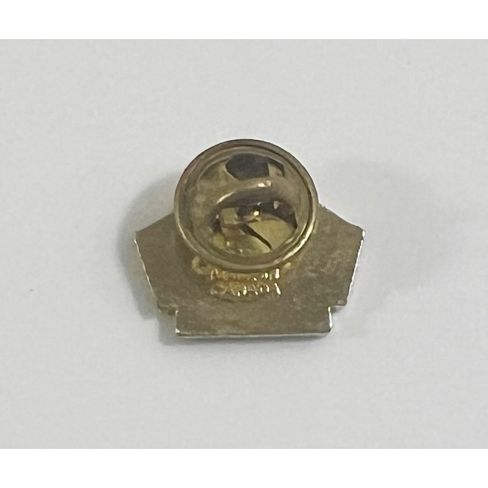 Canadian American Flag Manitoba Lapel Pin - Picture 2 of 3